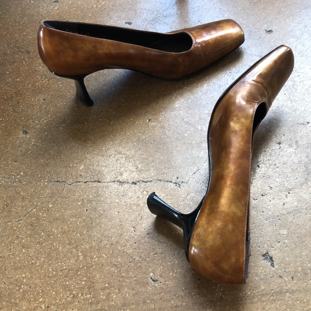 Y2k vintage Stuart Weitzman kitten heels